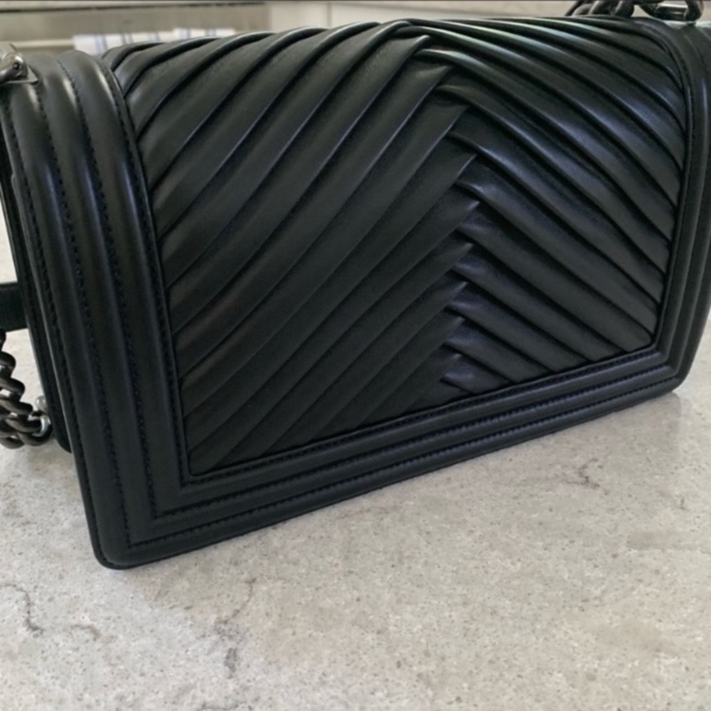 Chanel Boy handbag - Picture 2 of 7
